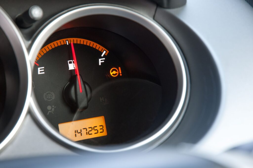 Front Assist niedostępny w Skodzie Octavia: przyczyny usterki radaru i metody kalibracji